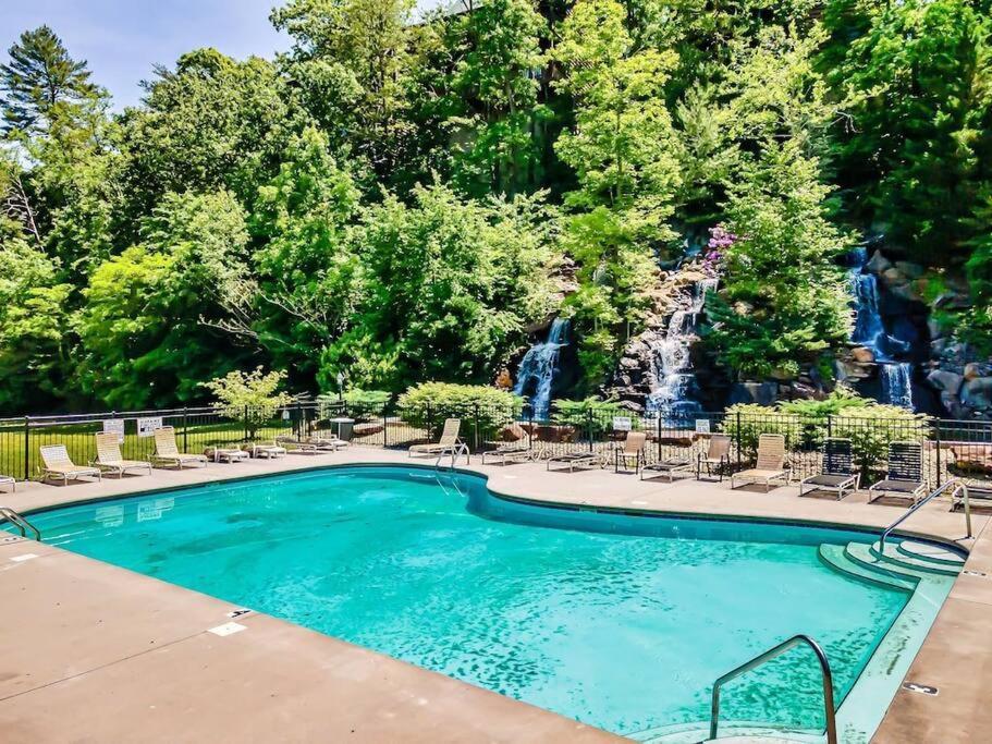 Cabin-N-Smokys! Indoor Resort Pool Views Hot Tub Game Room Sevierville Dış mekan fotoğraf