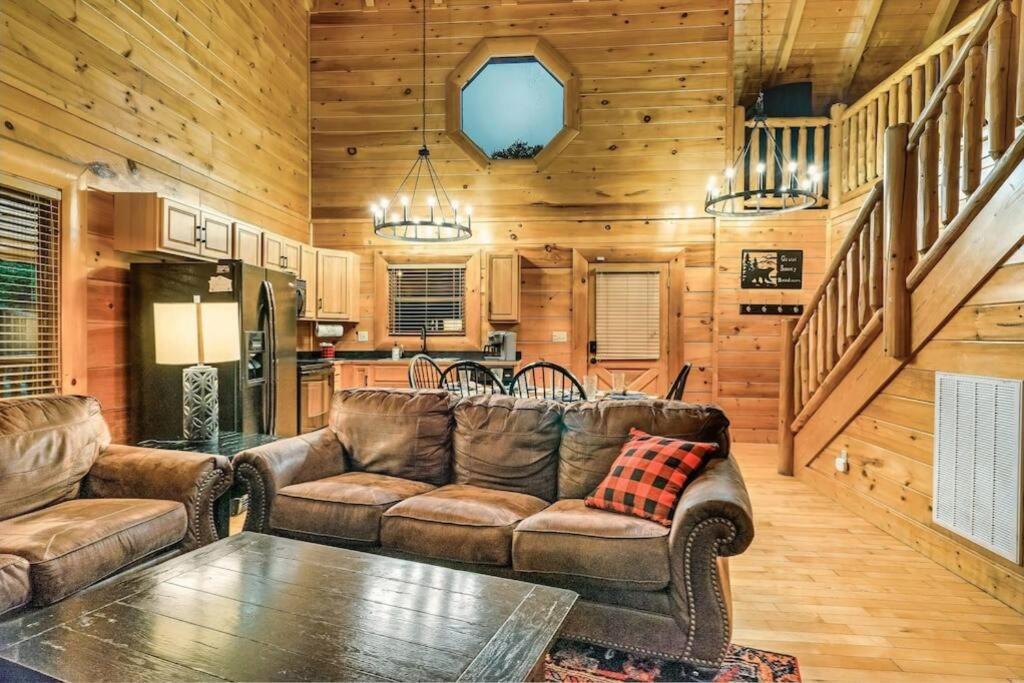 Cabin-N-Smokys! Indoor Resort Pool Views Hot Tub Game Room Sevierville Dış mekan fotoğraf